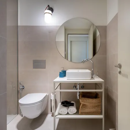 Libere 4* فيتوريا غاستيِز